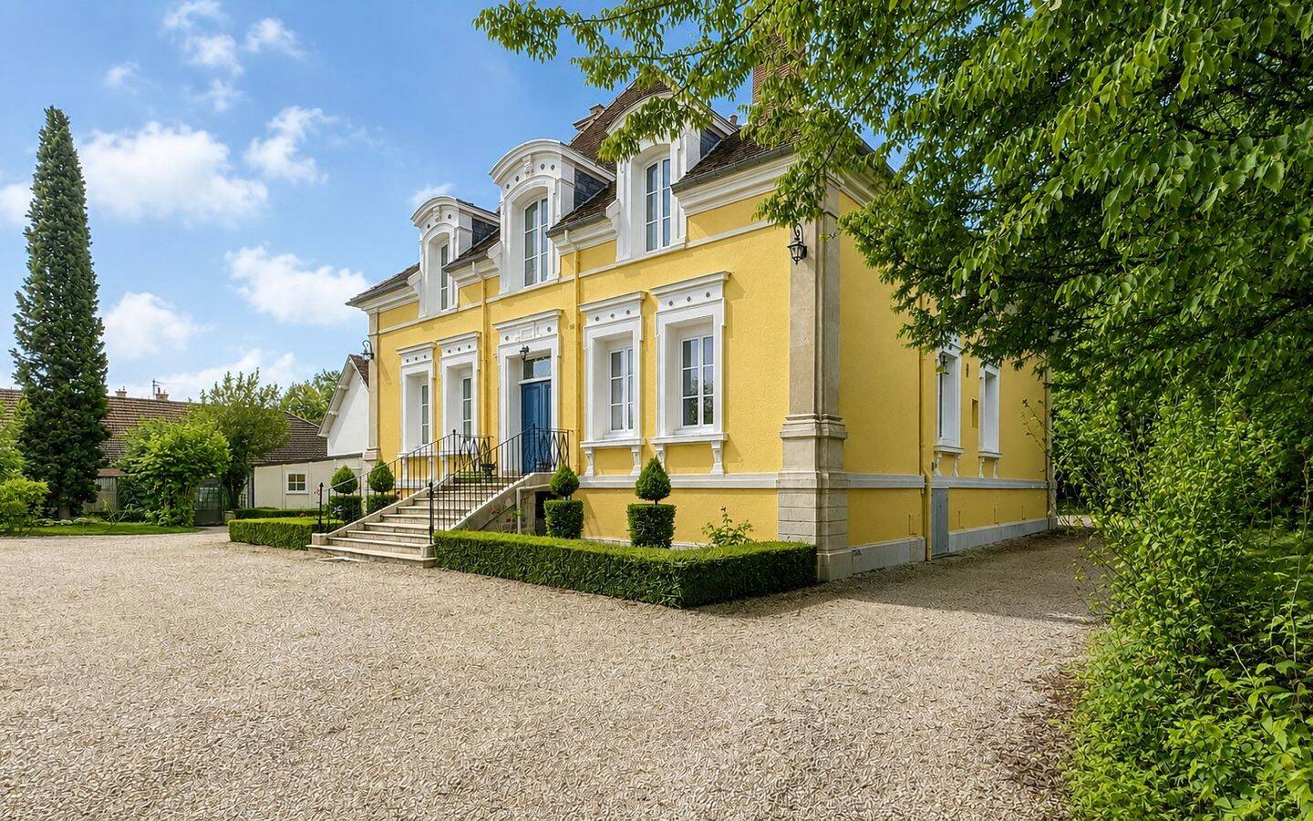 Maison à vendre, 500m², LUSIGNY SUR BARSE