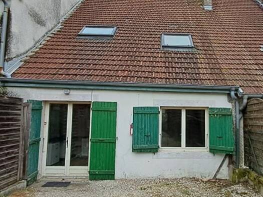 Maison à vendre 55 500 € 4 pièces 2 chambres 67,63 m² 20 m² de terrain Scey-sur-Saône-et-Saint-Albin 70360