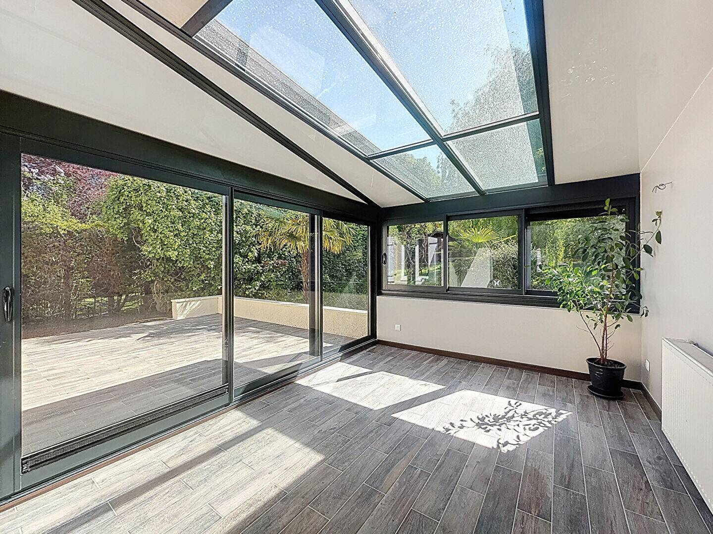 Maison à vendre, 113m², MANDRES LES ROSES