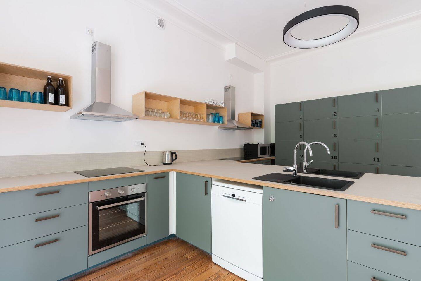 Maison 20 pièces — 3