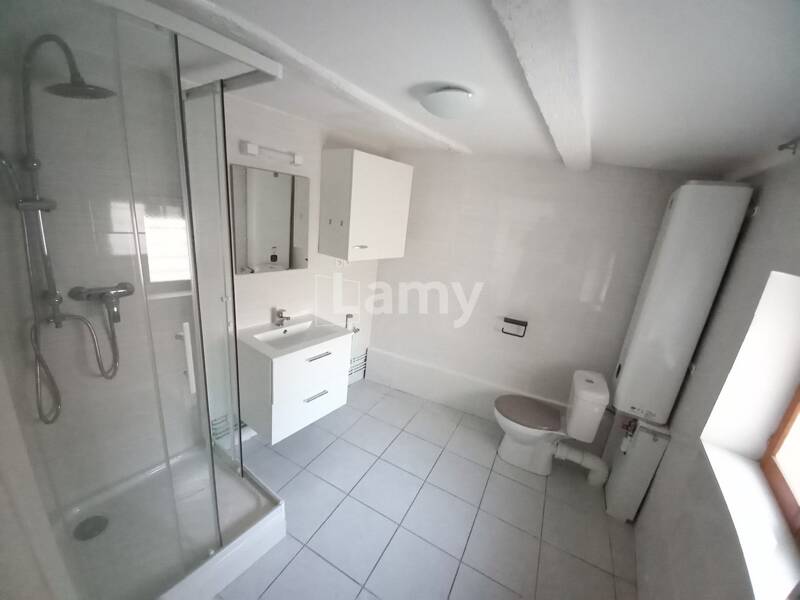 Maison à louer, 47m², BELLEY