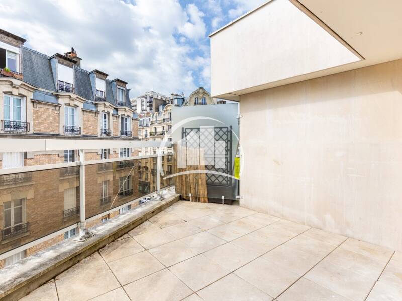 Maison à louer, 24m², PARIS 15E