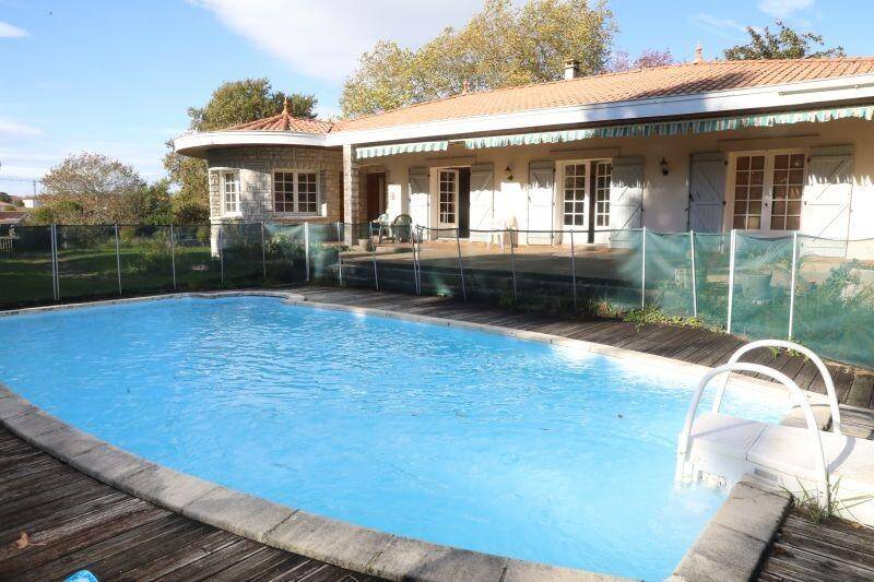 Maison à vendre, 208m², SAINT MARTIN DE HINX
