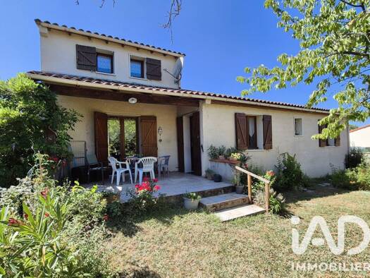 Maison de plain-pied à vendre 150 000 € 5 pièces 3 chambres 104 m² 650 m² de terrain La Maylarie Aussillon 81200