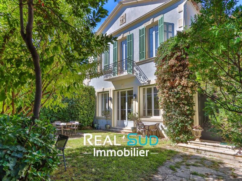 Maison à vendre, 220m², MARSEILLE 8E