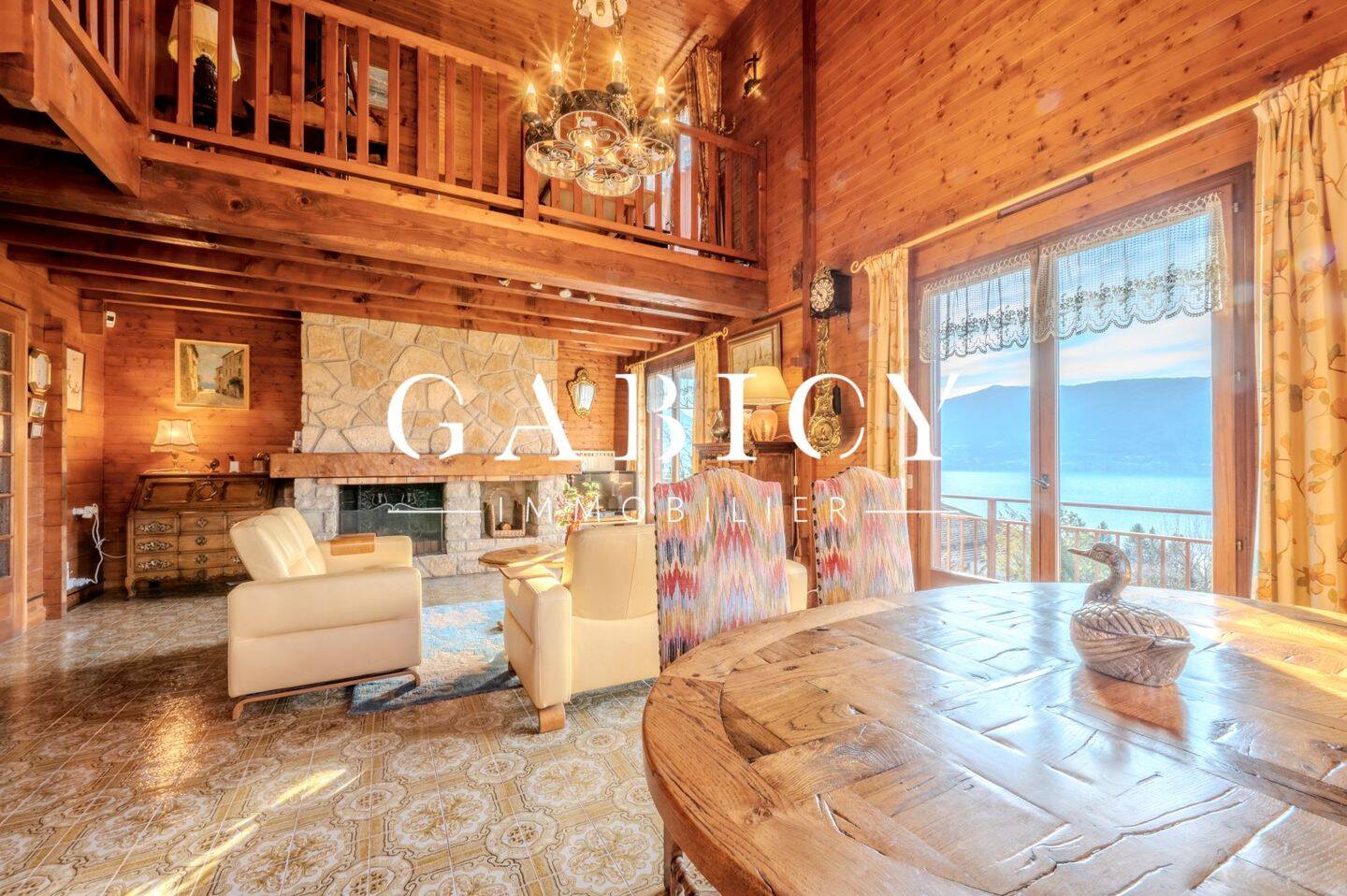 Maison à vendre, 257m², VEYRIER DU LAC