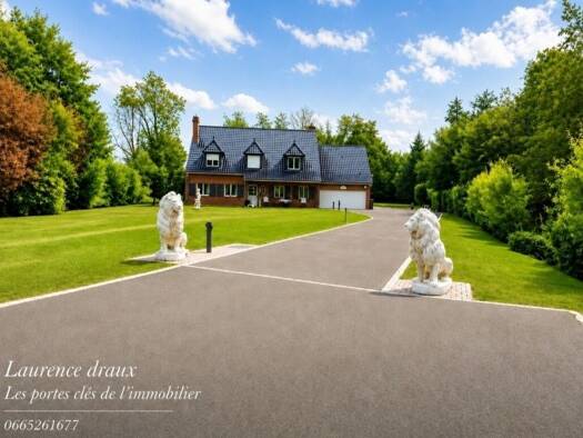 Maison à vendre 610 000 € 11 pièces 4 chambres 200 m² 8 000 m² de terrain Faidherbe Cambrai 59400