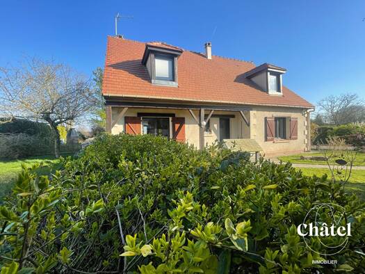 Maison à vendre 345 000 € 6 pièces 4 chambres 160 m² 1 378 m² de terrain Crépy-en-Valois 60800