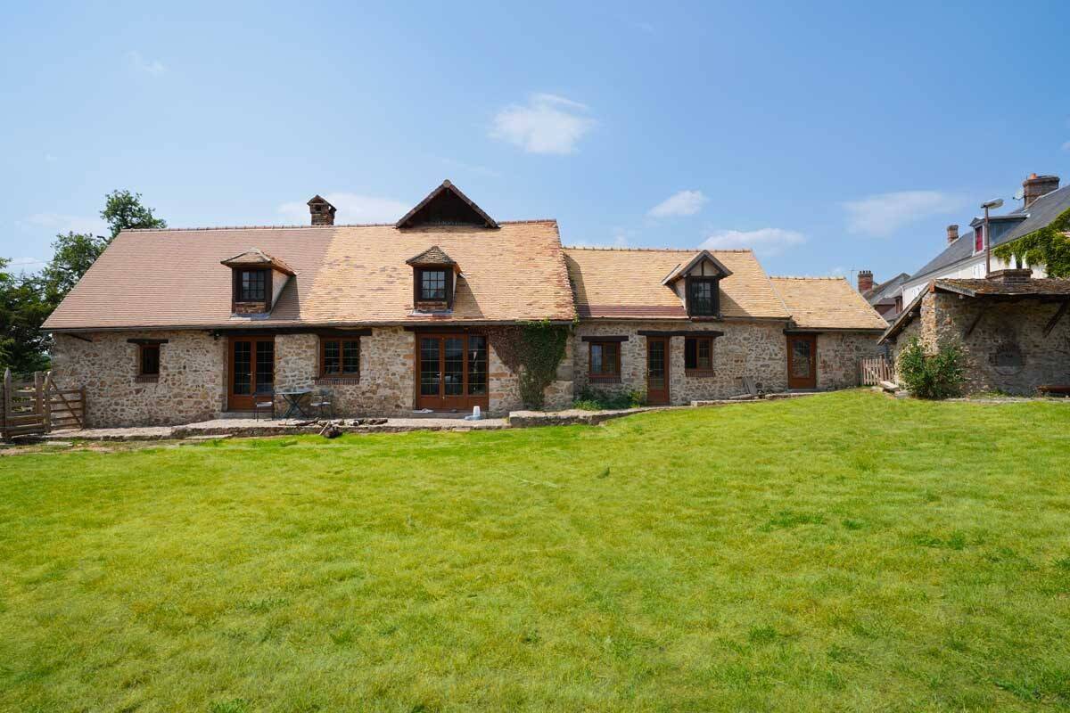Maison à vendre, 273m², SAINT MAURICE MONTCOURONNE
