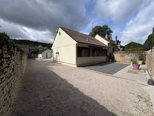 Maison en viager occupé Bouquet 57 000 € 3 pièces 2 chambres 68 m² Blanches Fleurs Beaune 21200