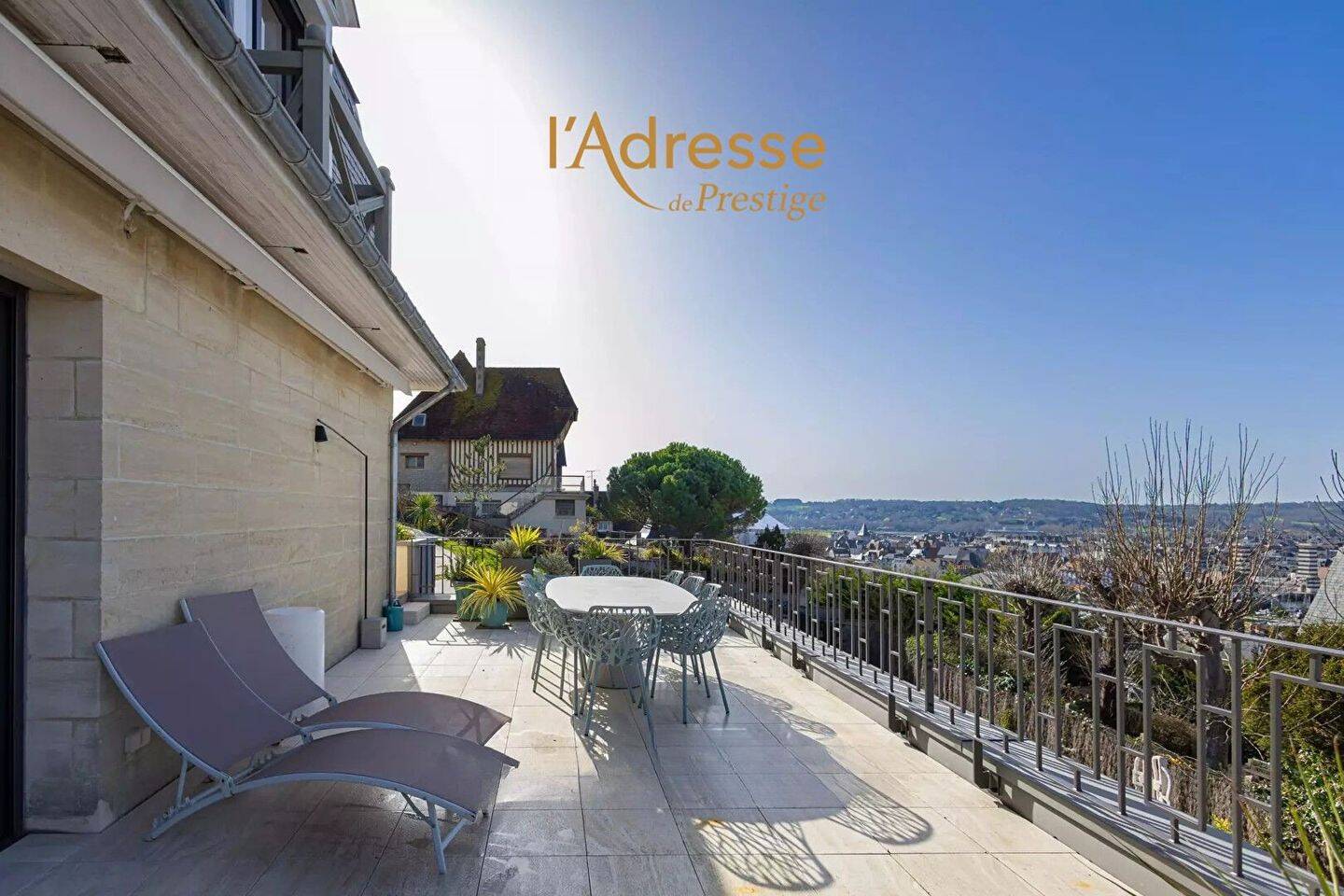 Maison à vendre, 330m², TROUVILLE SUR MER