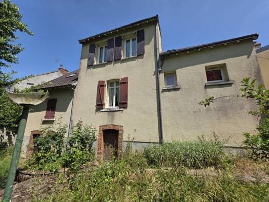 Maison à vendre 87 450 € 4 pièces 3 chambres 93 m² 305 m² de terrain Neuvy St Sepulchre 36230