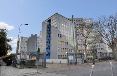 Espace bureau à vendre 2 132 896 € 580 m² de bureaux divisible à partir de 284 m² Colombes 92700