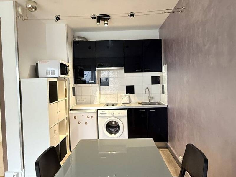 Maison à louer, 42m², PARIS 16E