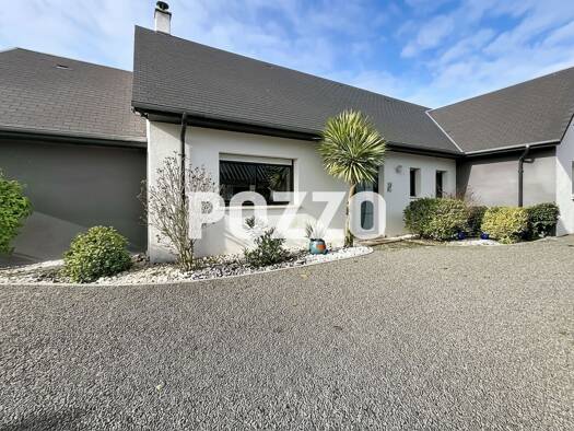 Maison de plain-pied à vendre 397 500 € 6 pièces 4 chambres 215 m² 2 780 m² de terrain Cuves 50670