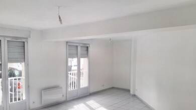 Appartement à louer 700 € 1 pièce 34 m² RDC Goussainville 95190