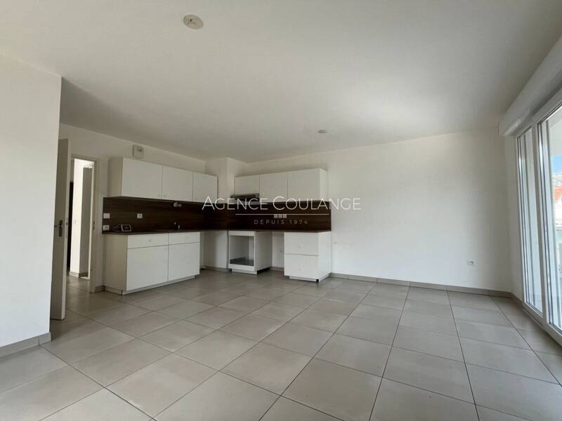 Maison à louer, 57m², MARSEILLE 9E