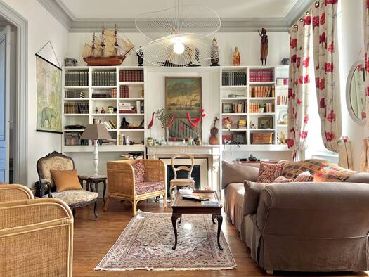 Maison à vendre 381 600 € 8 pièces 4 chambres 198 m² 335 m² de terrain Castillon-la-Bataille 33350