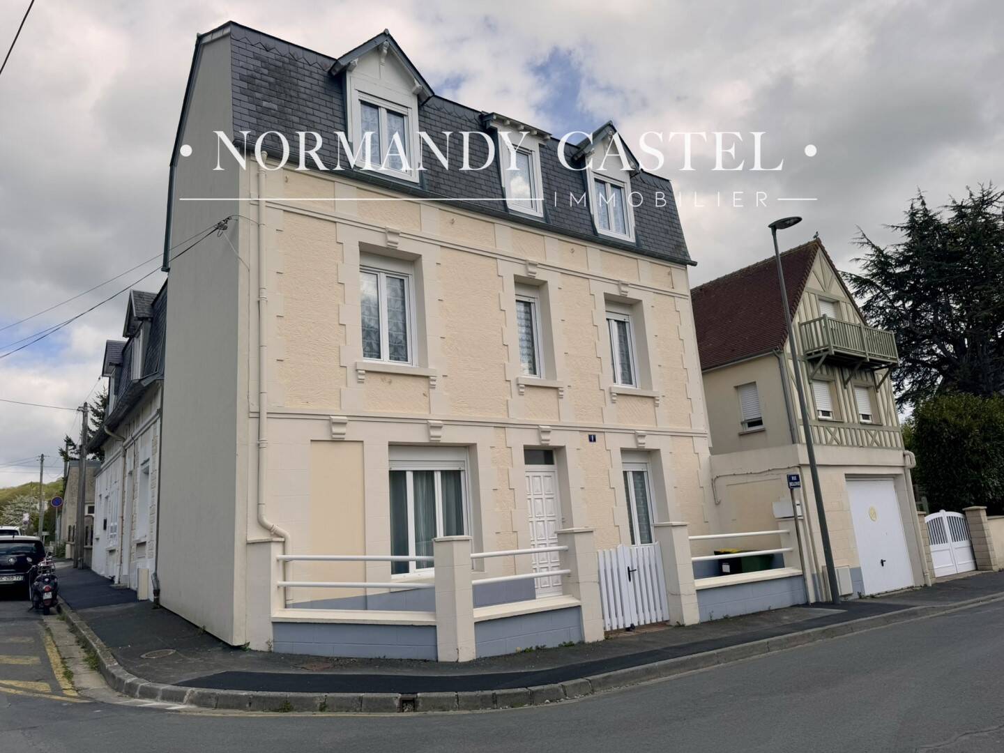 Maison à vendre, 103m², TROUVILLE SUR MER
