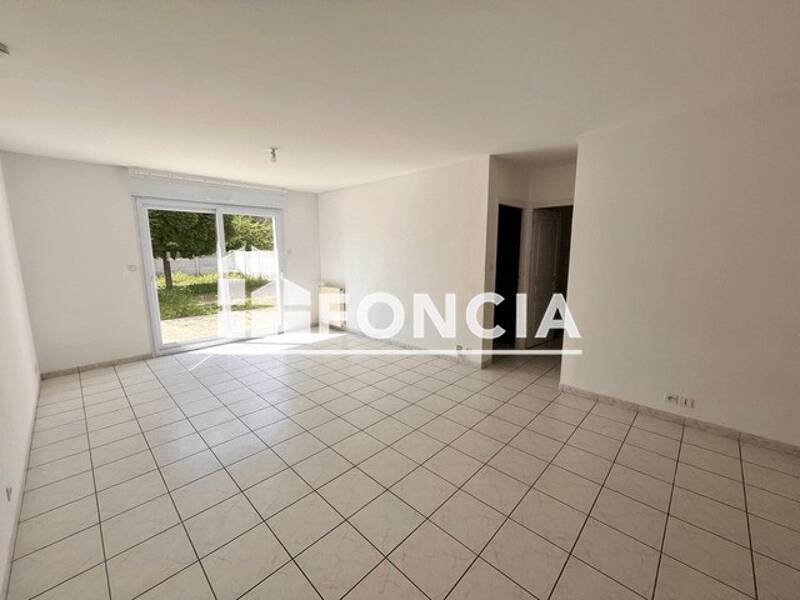 Maison à louer, 118m², SABLE SUR SARTHE