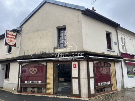 Immeuble à vendre 307 400 € 254,11 m² Saâcy-sur-Marne 77730