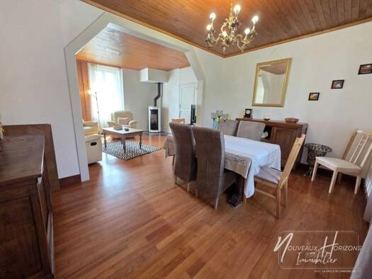 Maison à vendre 214 000 € 7 pièces 5 chambres 182,03 m² 1 028 m² de terrain Est Saint-Junien 87200