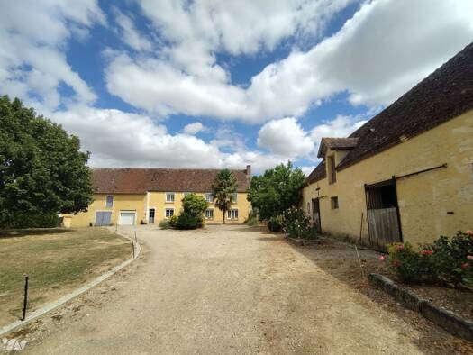 Maison à vendre 312 000 € 7 pièces 5 chambres 196 m² 3 812 m² de terrain La Chapelle-Souëf 61130
