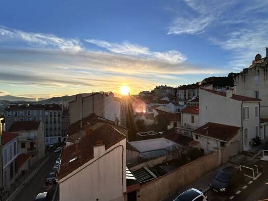 Appartement à vendre 545 000 € 3 pièces 2 chambres 79,8 m² Étage 3/5 Saint Victor Marseille 7ème arrondissement 13007