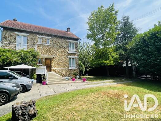 Maison à vendre 590 000 € 7 pièces 3 chambres 205 m² 756 m² de terrain Centre Ville Athis-Mons 91200