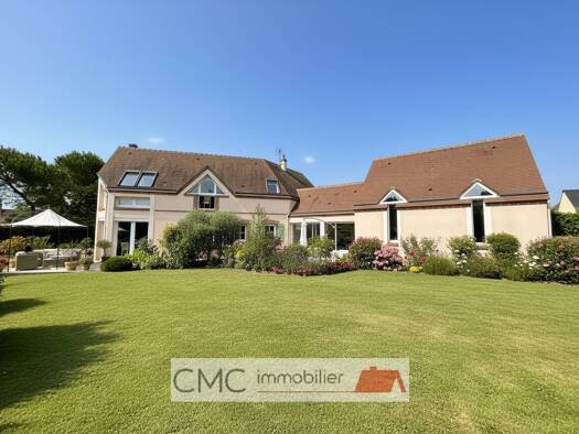 Maison à vendre 433 665 € 8 pièces 5 chambres 200 m² 1 676 m² de terrain Fontaine-la-Guyon 28190