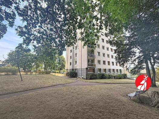Appartement à vendre 182 000 € 3 pièces 2 chambres 68 m² 11ème étage Ouest Avon 77210