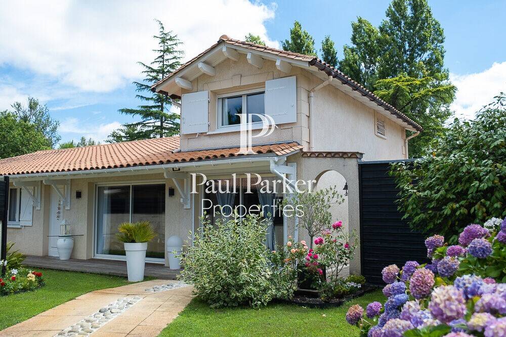 Maison à vendre, 140m², MERIGNAC