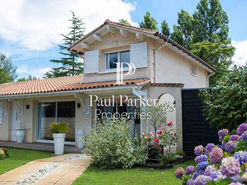 Maison à vendre, 140m², MERIGNAC