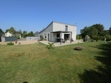 Maison à vendre 283 500 € 4 pièces 3 chambres 125 m² 1 700 m² de terrain Centre-Le Port Redon 35600