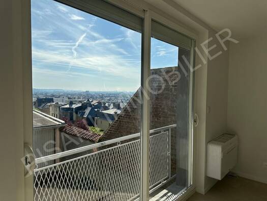 Appartement à vendre 180 000 € 3 pièces 2 chambres 63 m² Étage 1/2 Côte Ouest-Ormeaux Le Havre 76620