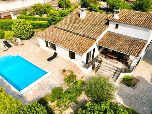 Maison à vendre 649 000 € 6 pièces 4 chambres 160 m² 1 000 m² de terrain Peypin 13124
