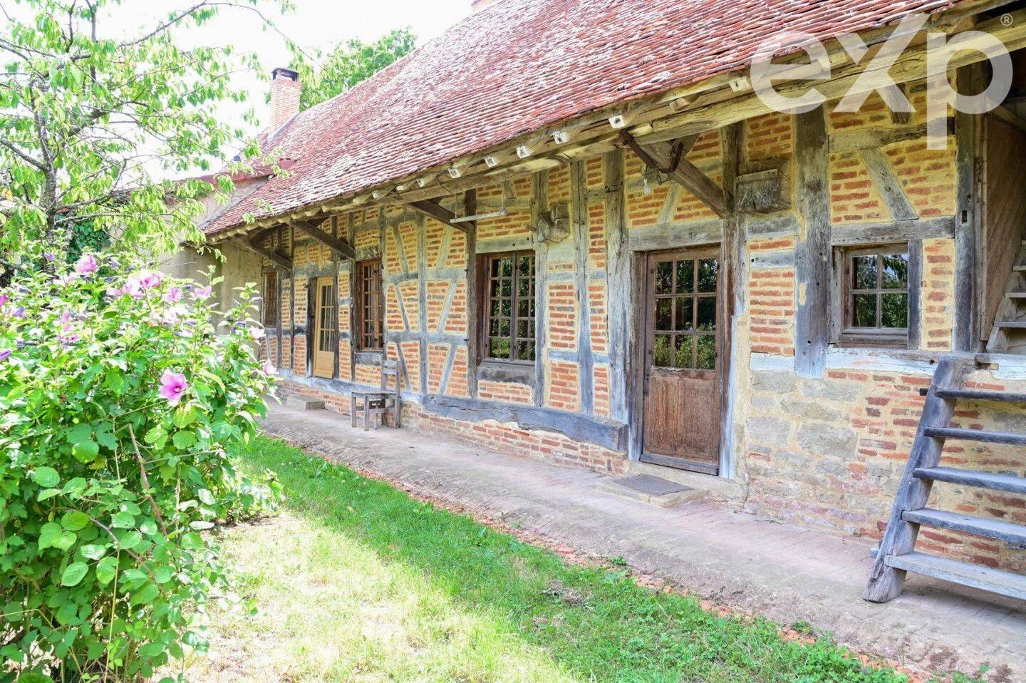 Maison à vendre, 258m², SAINT GERMAIN DU BOIS
