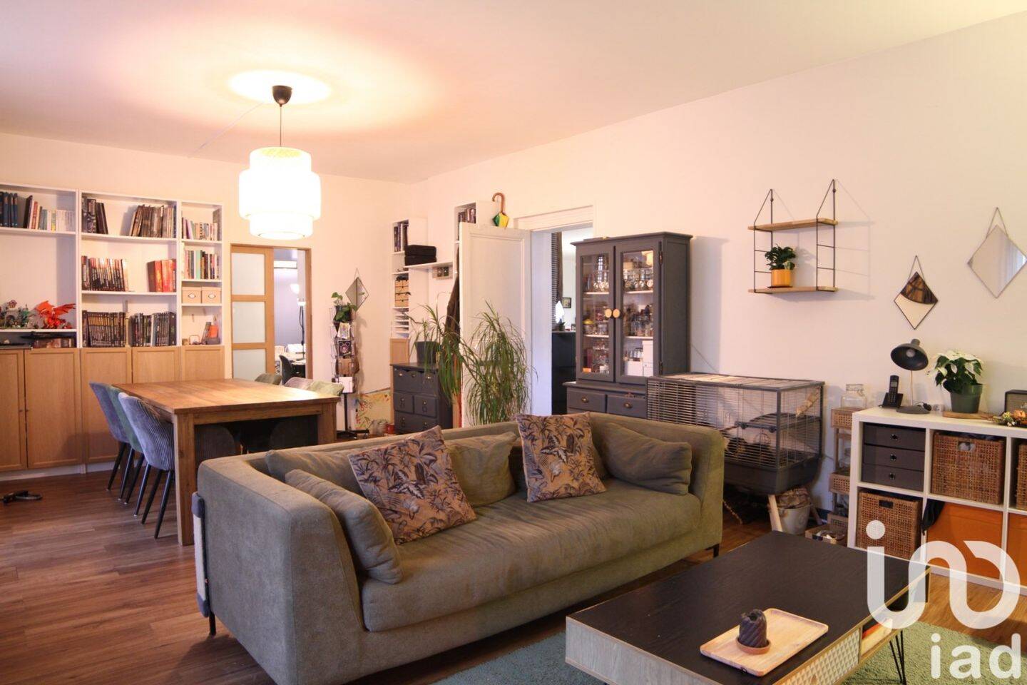 Maison à vendre, 141m², SAINT ETIENNE DE CHIGNY