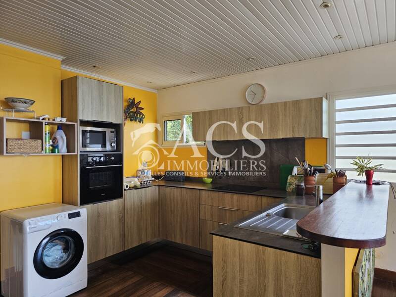 Maison à louer, 51m², LES TROIS ILETS