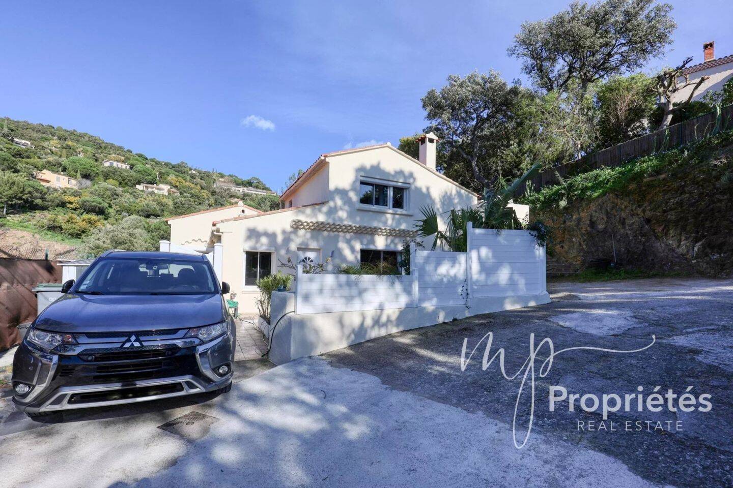 Maison à vendre, 145m², RAYOL CANADEL SUR MER