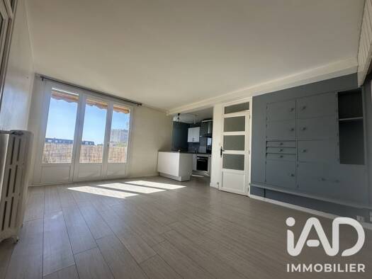 Appartement à vendre 128 000 € 3 pièces 2 chambres 57 m² 6 étages Bollé-Sainte Croix-Mutuelles Le Mans 72000