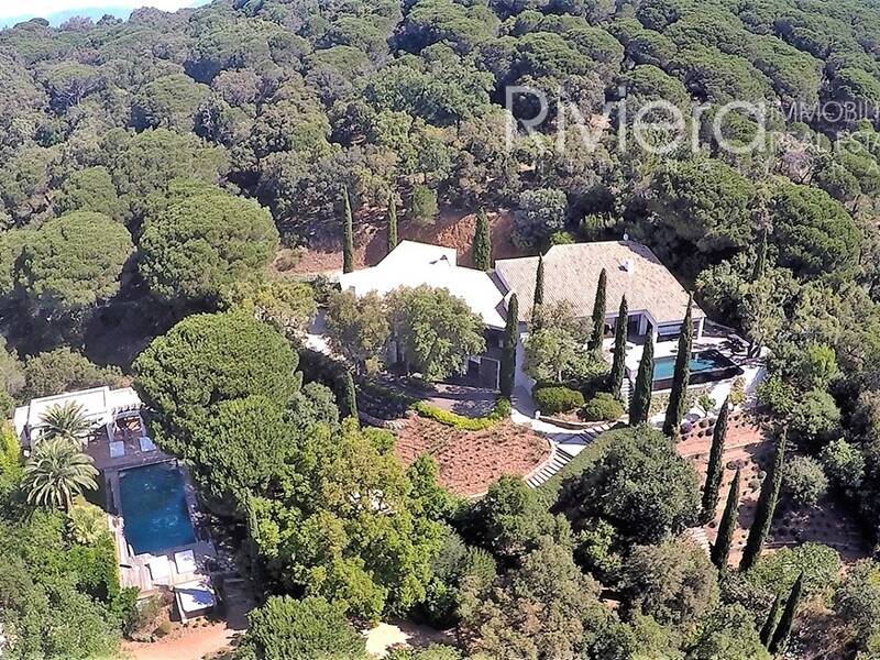 Maison à vendre, 380m², LA CROIX VALMER