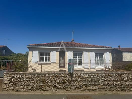 Maison de plain-pied à vendre 166 300 € 3 pièces 2 chambres 87,97 m² 793 m² de terrain Vix 85770