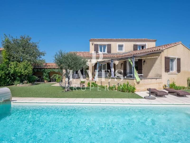 Maison à vendre, 165m², FONTVIEILLE