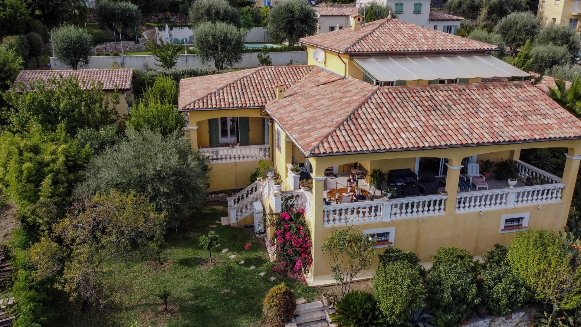 Maison à vendre, 215m², GATTIERES