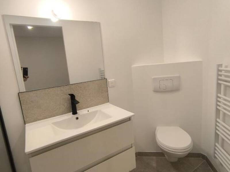 Maison à louer, 32m², SAINT QUENTIN LA POTERIE