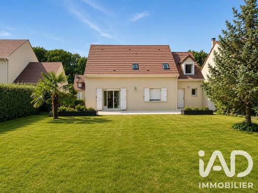 Maison à vendre 420 000 € 5 pièces 4 chambres 130 m² 638 m² de terrain Saint-Pierre-du-Perray 91280