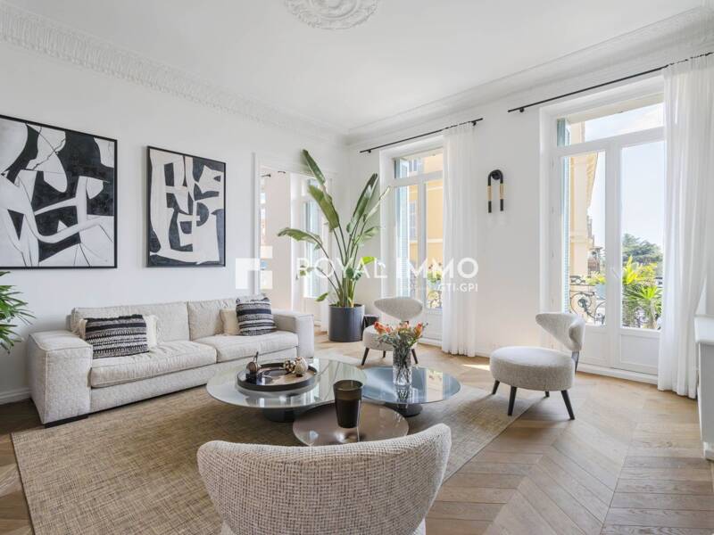 Maison à vendre, 123m², HYERES