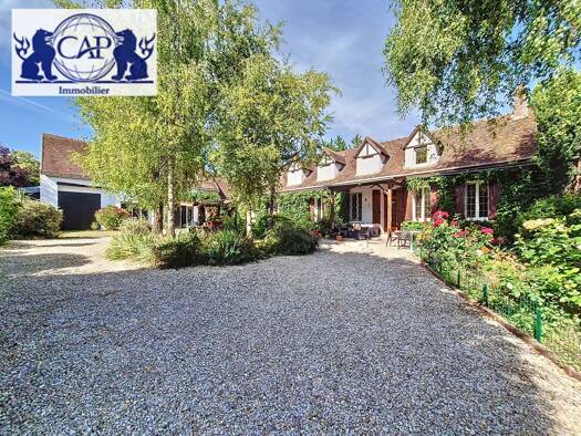 Maison à vendre 299 000 € 7 pièces 5 chambres 195 m² 2 561 m² de terrain Perceneige 89260