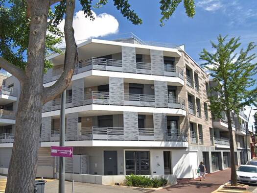 Appartement à louer 1 190 € 3 pièces 2 chambres 60 m² Étage 3/4 Tilleuls-Champagne Savigny-sur-Orge 91600